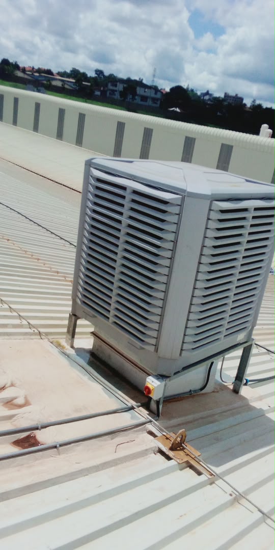 Rooftop AC unit